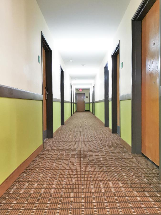 Travel Inn And Suites- Sikeston Miner I-55 Exit-67 Экстерьер фото