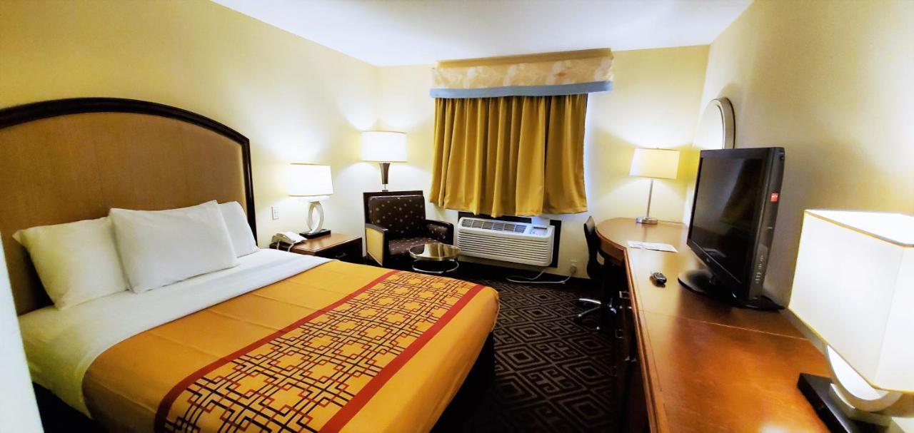 Travel Inn And Suites- Sikeston Miner I-55 Exit-67 Экстерьер фото