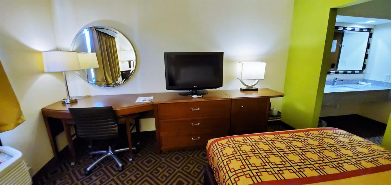 Travel Inn And Suites- Sikeston Miner I-55 Exit-67 Экстерьер фото