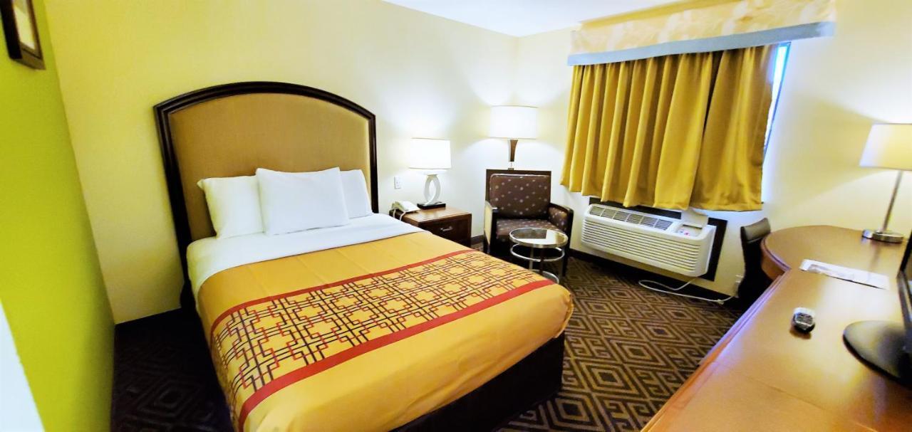 Travel Inn And Suites- Sikeston Miner I-55 Exit-67 Экстерьер фото