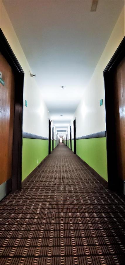Travel Inn And Suites- Sikeston Miner I-55 Exit-67 Экстерьер фото